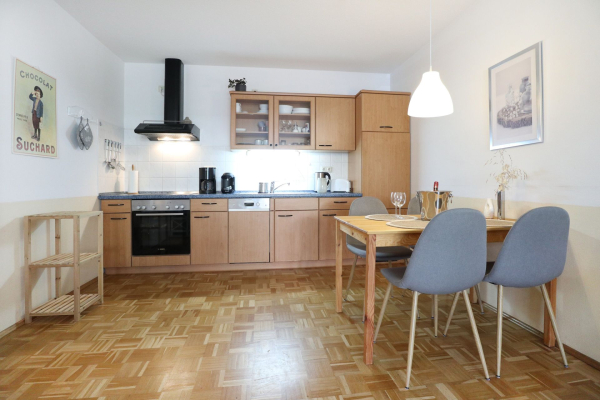 Residenz Haffblick App.56 - Blick auf den offenen Essbereich und die Küchenzeile