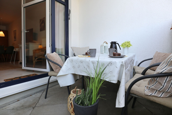 Residenz Haffblick App.56 - Blick auf die Terrasse