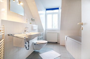 Haus am Meer App.7 - Blick in das Vollbad