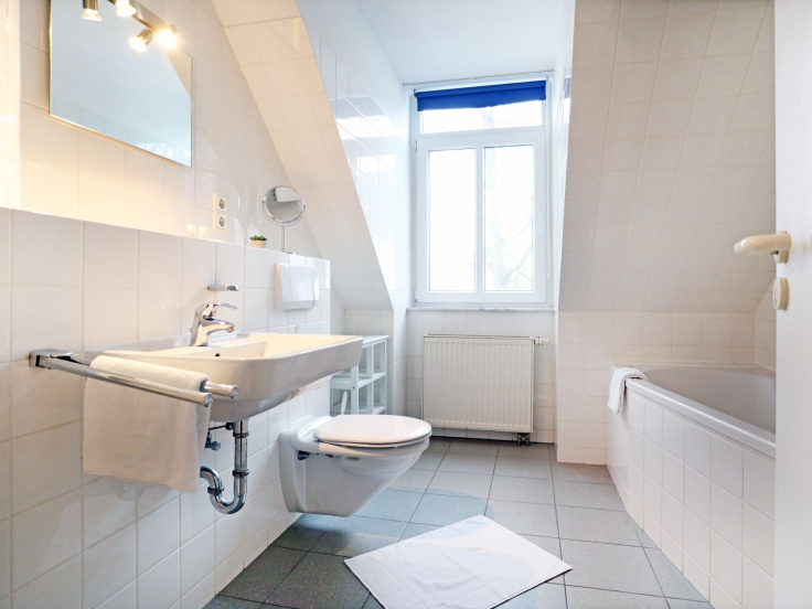 Haus am Meer App.7 - Blick in das Vollbad